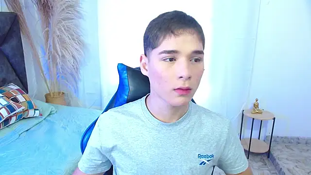 Mattass18 online show from 12/17/25, 01:39