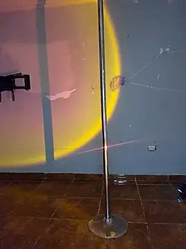 zoecita26 online show from 01/16/26, 04:38