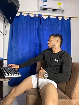 Kylian Alessandro online show from 11/13/25, 06:40