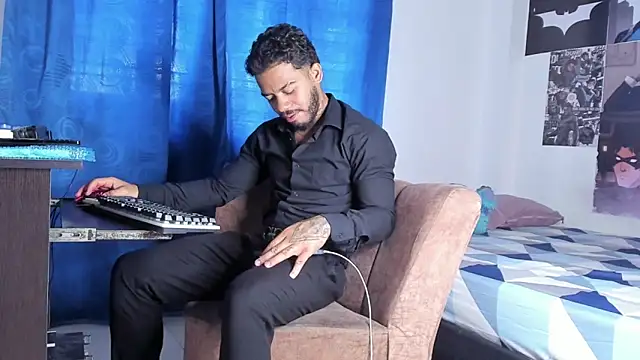 Kylian Alessandro online show from 02/13/26, 02:57