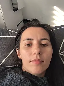 Snapshot of oliviya_mur chatting on 11/01/25, 11:12 oliviya mur online show from 11/01/25, 11:12