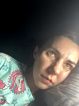 Snapshot of oliviya_mur chatting on 11/29/25, 12:57 oliviya mur online show from 11/29/25, 12:57