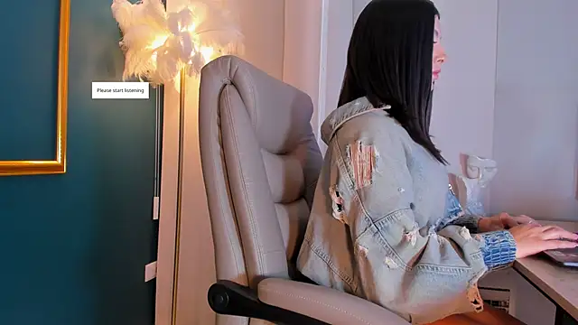 Rashel Frost  online show from 03/22/26, 08:12