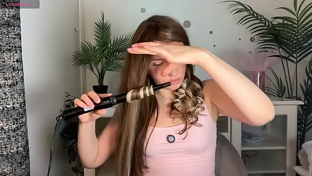 cute cake online show from 03/26/26, 12:00