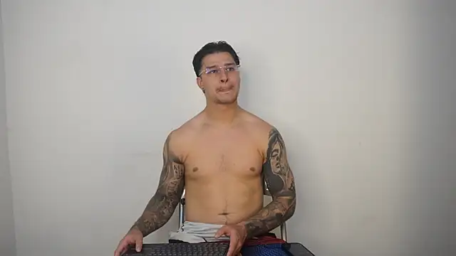 Dominick walker online show from 03/22/26, 05:27