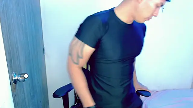 Maynow 666 online show from 10/28/25, 08:33