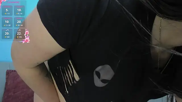 JuliethCruz  online show from 03/31/26, 06:52