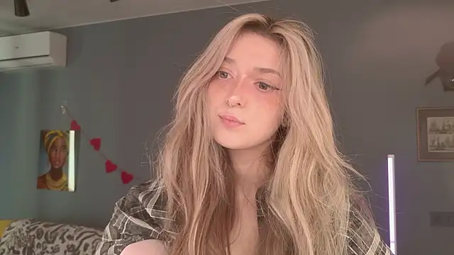 BellaSink online show from 03/25/26, 05:35