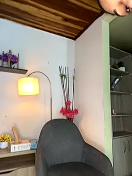 Meggie  online show from 10/21/25, 11:16