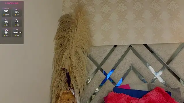 Snapshot of shimmer_lure chatting on 11/15/25, 08:16 shimmer lure online show from 11/15/25, 08:16