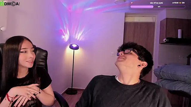 Mikeyvioleta  online show from 04/21/26, 03:13