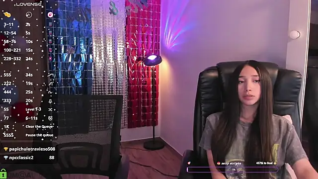 Mikeyvioleta  online show from 07/23/26, 01:58