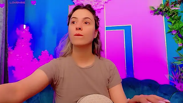 AriannaSins online show from 05/18/26, 01:17