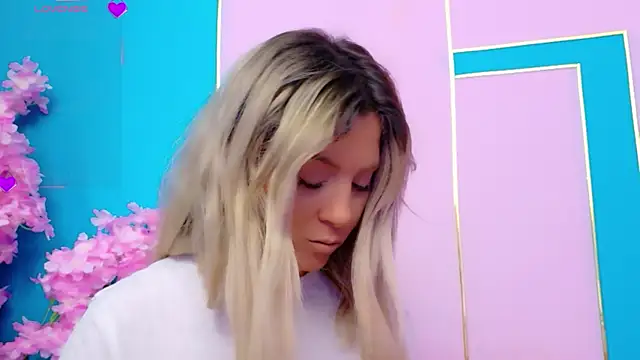 AriannaSins online show from 07/16/26, 01:06