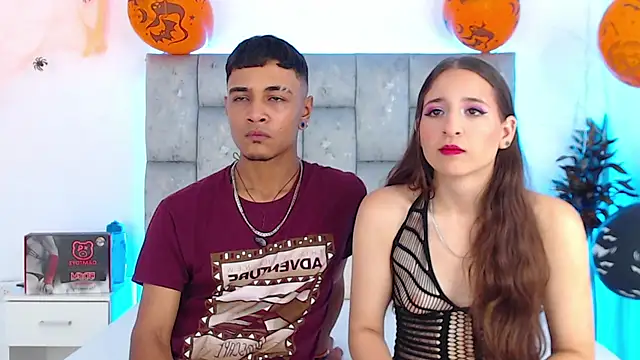 SweetAndSinful online show from 11/02/25, 04:26