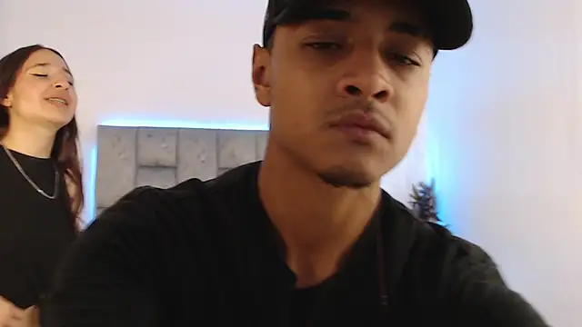 SweetAndSinful online show from 11/18/25, 03:56