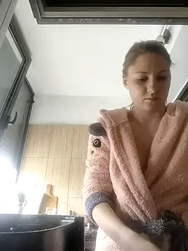 SandyCassie online show from 03/12/26, 09:37