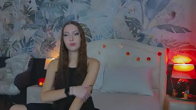 Snapshot of ReginaNyx chatting on 11/02/25, 04:37 ReginaNyx online show from 11/02/25, 04:37