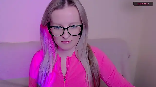 AllaLeomz online show from 01/17/26, 12:32