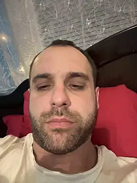 Snapshot of AndyLynn chatting on 11/04/25, 06:18 AndyLynn online show from 11/04/25, 06:18