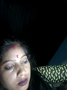 Ragni bhargav online show from 10/24/25, 04:03