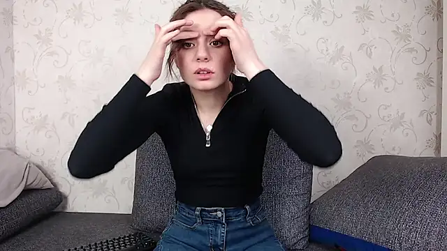 evaa here  online show from 03/07/26, 08:00