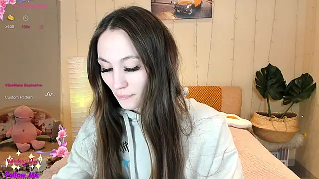 honeybuns lizzy online show from 02/16/26, 12:07