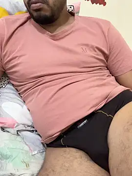 Handsome8677 online show from 02/05/26, 12:54