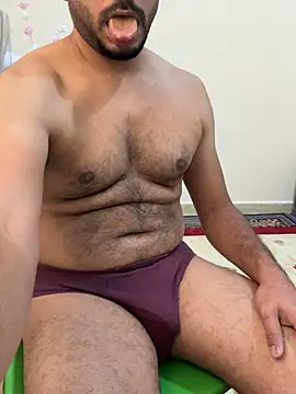 Handsome8677 online show from 04/07/26, 06:58