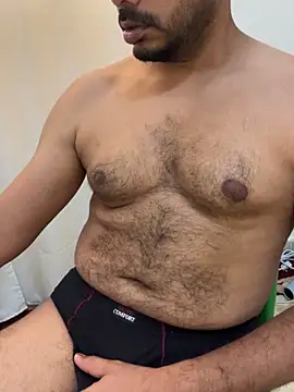 Handsome8677 online show from 04/16/26, 08:48