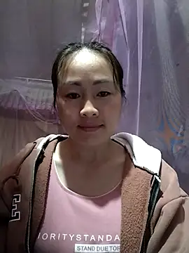 Spring-mky online show from 12/17/25, 01:22