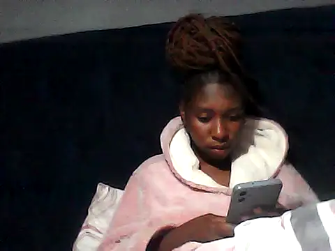 sexysmalldaily04 online show from 10/17/25, 08:11