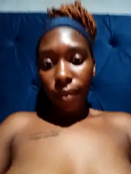 sexysmalldaily04 online show from 11/10/25, 05:45