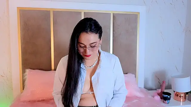 Snapshot of Elizabeth_bennett_6 chatting on 11/06/25, 11:55 Elizabeth bennett 6 online show from 11/06/25, 11:55