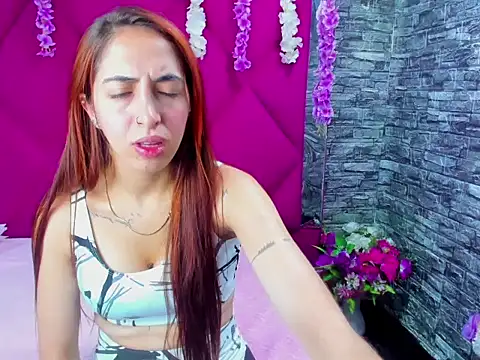 MariamGray1 online show from 11/15/25, 06:15