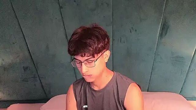 Aaron Eze online show from 02/24/26, 08:07