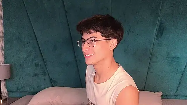 Aaron Eze online show from 02/27/26, 08:31