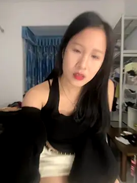 Snapshot of littlesluttycat chatting on 11/29/25, 04:21 littlesluttycat online show from 11/29/25, 04:21