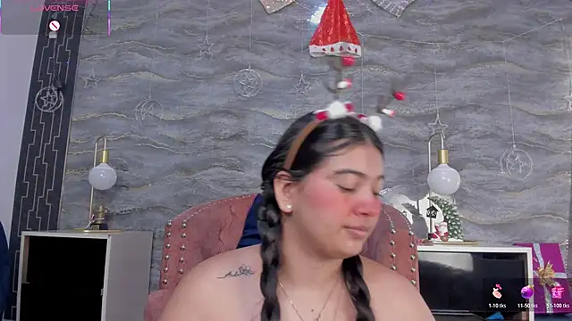 lilithst  online show from 12/18/25, 09:10