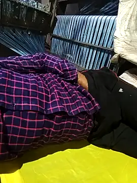 Snapshot of hot_brijesh123 chatting on 11/04/25, 09:25 hot brijesh123 online show from 11/04/25, 09:25