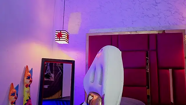 moon winy online show from 03/08/26, 07:06