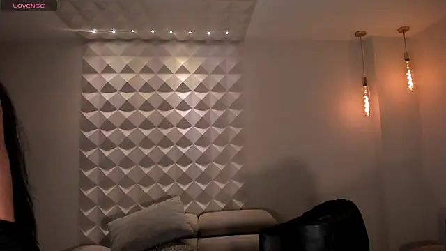 MeganCross1 online show from 12/21/25, 10:17