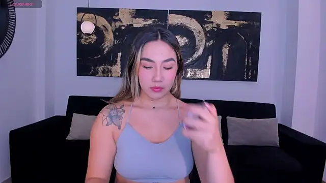 AnnieMonroe1 online show from 11/11/25, 11:43