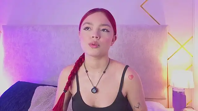 Martinaa Garcia online show from 07/08/26, 07:51