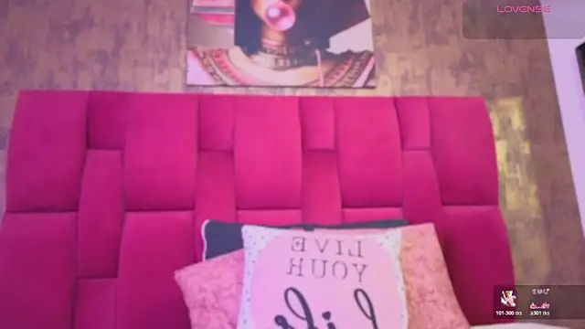 Snapshot of camila__bouzas chatting on 02/26/26, 11:42 camila bouzas online show from 02/26/26, 11:42