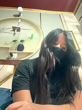 Vanshika1432 online show from 01/07/26, 06:10