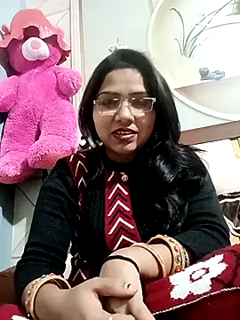 Vanshika1432 online show from 01/19/26, 01:04