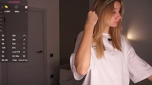 BrynnHolverson online show from 02/01/26, 07:12