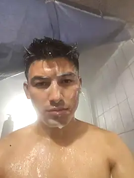 Snapshot of Carlosvelaz561162 chatting on 11/05/25, 12:32 Carlosvelaz561162 online show from 11/05/25, 12:32