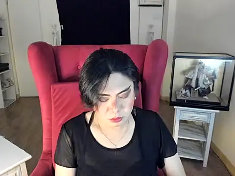 GoldenTs69 online show from 12/01/25, 09:36